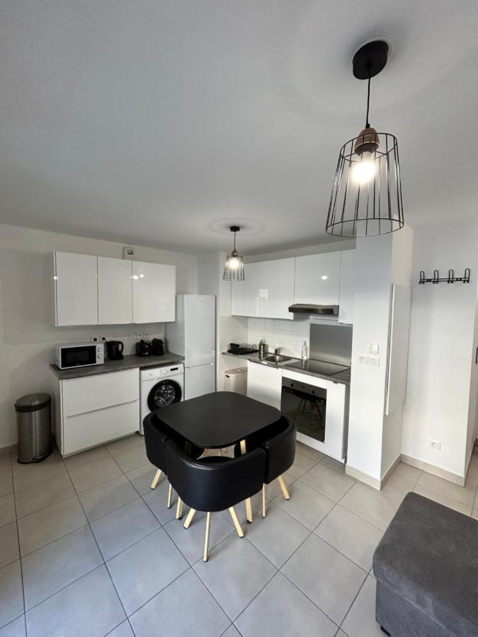 Appartement Avec Terrasse Et Box Entre Plages Et Nature Marsilya Dış mekan fotoğraf