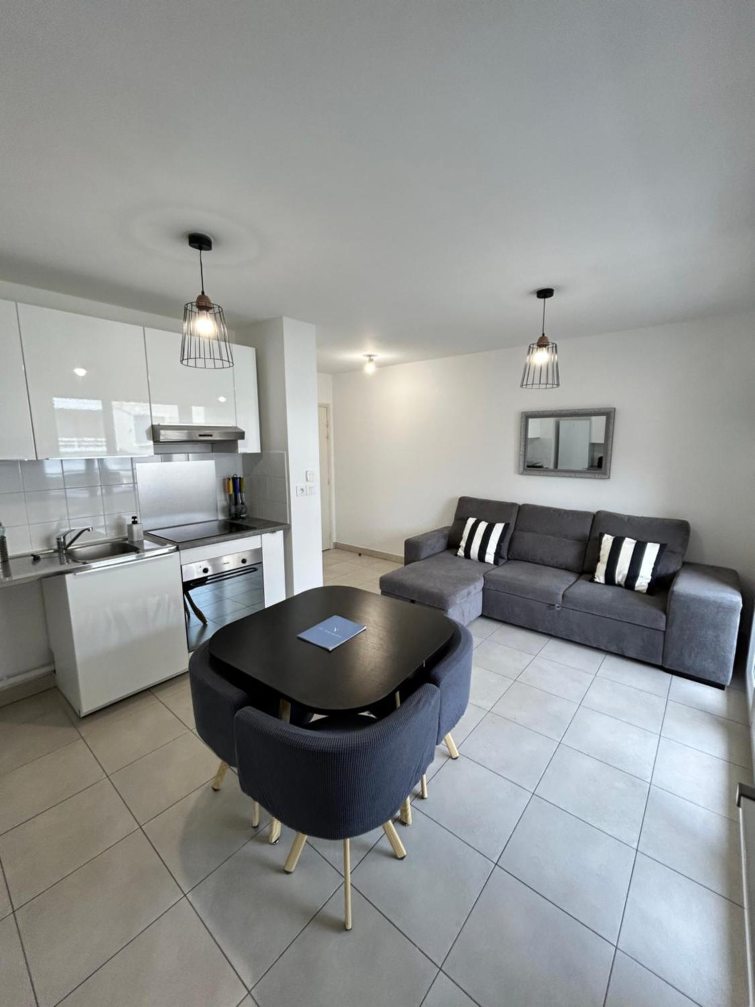 Appartement Avec Terrasse Et Box Entre Plages Et Nature Marsilya Dış mekan fotoğraf