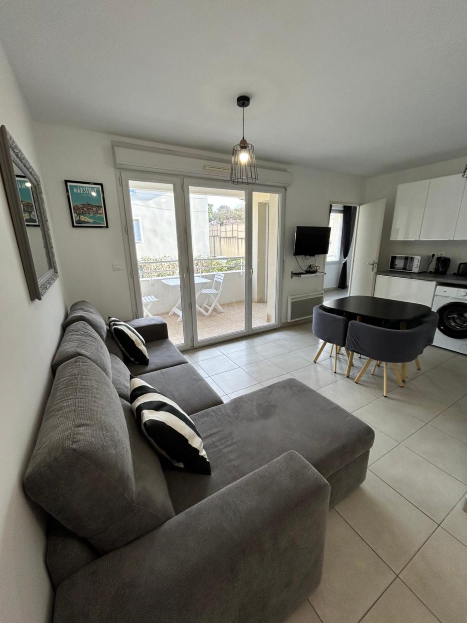 Appartement Avec Terrasse Et Box Entre Plages Et Nature Marsilya Dış mekan fotoğraf